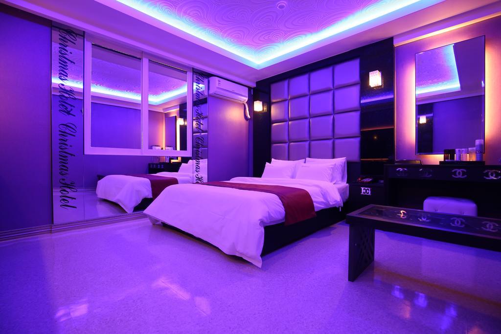 X-Mas Hotel Daejeon Bagian luar foto