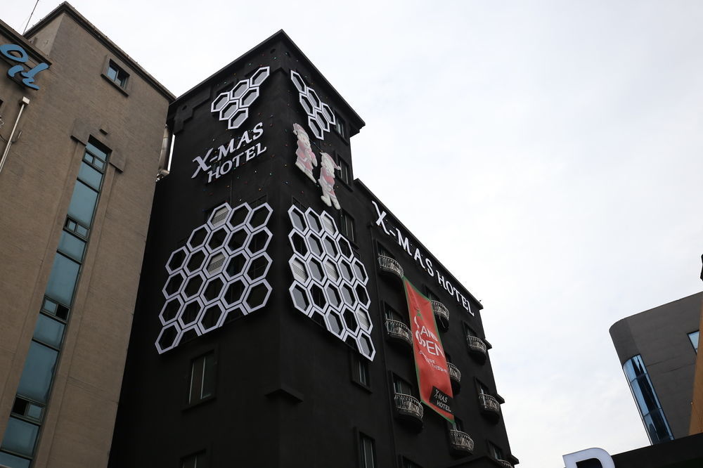 X-Mas Hotel Daejeon Bagian luar foto